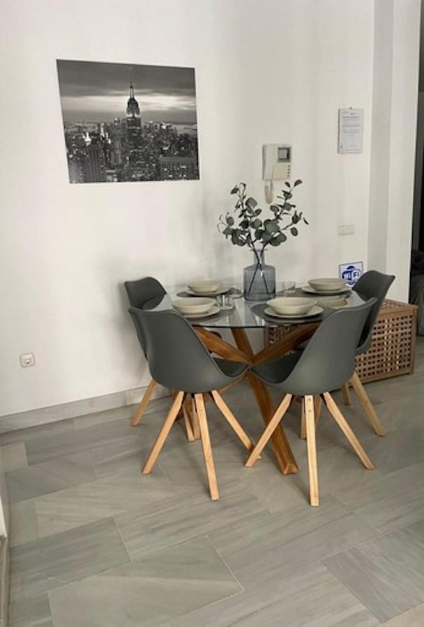 Holidays2Malaga Jinetes Junto Casco Historico & Parking Apartment Bagian luar foto