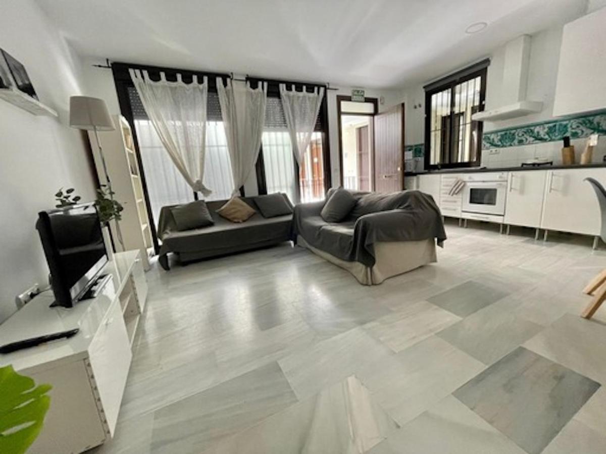 Holidays2Malaga Jinetes Junto Casco Historico & Parking Apartment Bagian luar foto