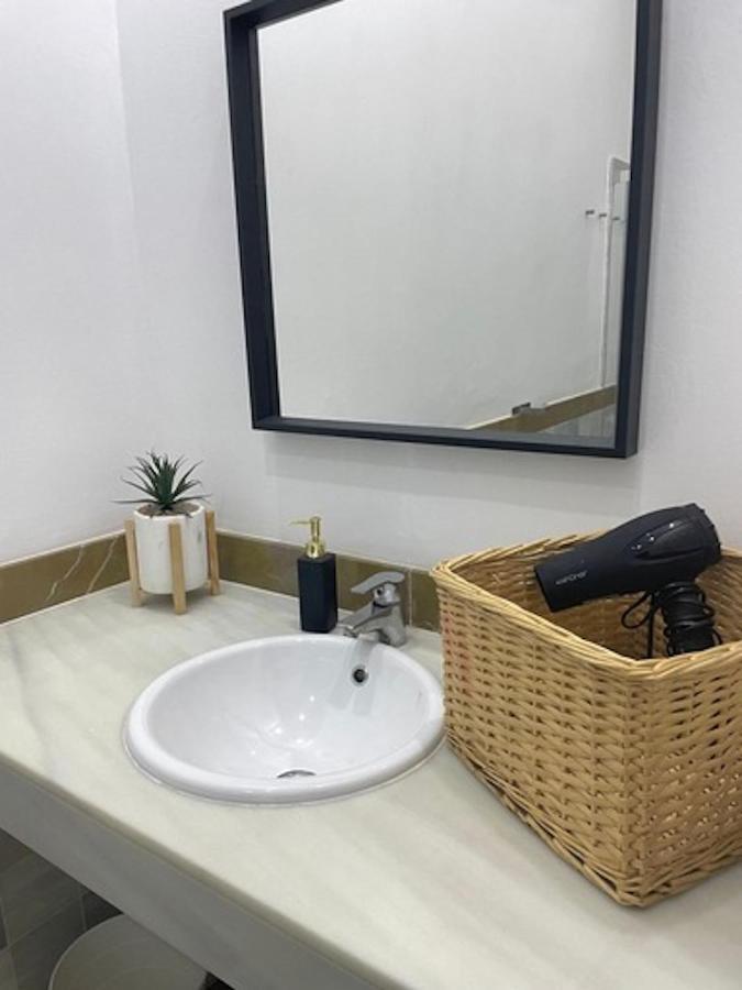 Holidays2Malaga Jinetes Junto Casco Historico & Parking Apartment Bagian luar foto