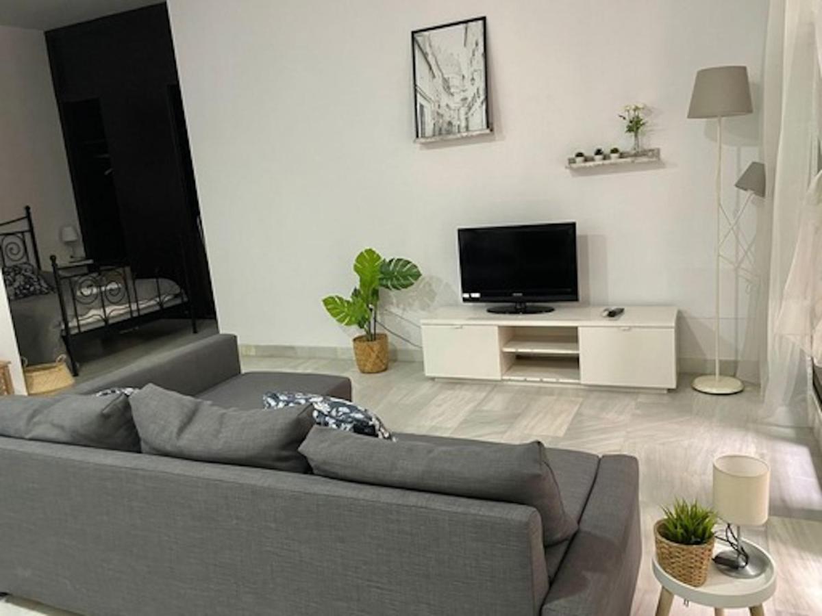 Holidays2Malaga Jinetes Junto Casco Historico & Parking Apartment Bagian luar foto